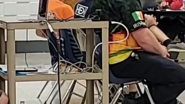 Mom criticizes School Board for focusing on masks instead of educating