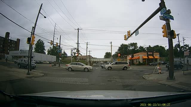 Relaxing driving to Peddlers Village, Pennsylvania_Vid 515-517