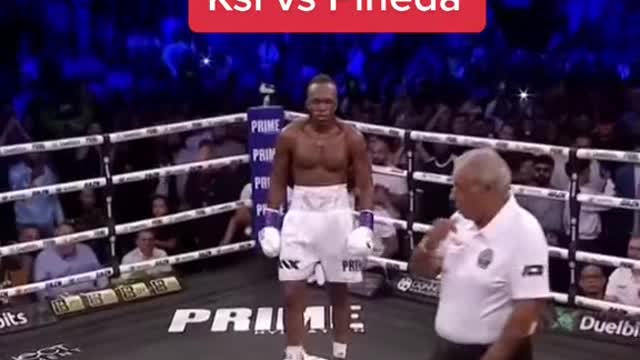 TIKTOK STREAMER REACTS TO KSI FIGHTING MEXICAN