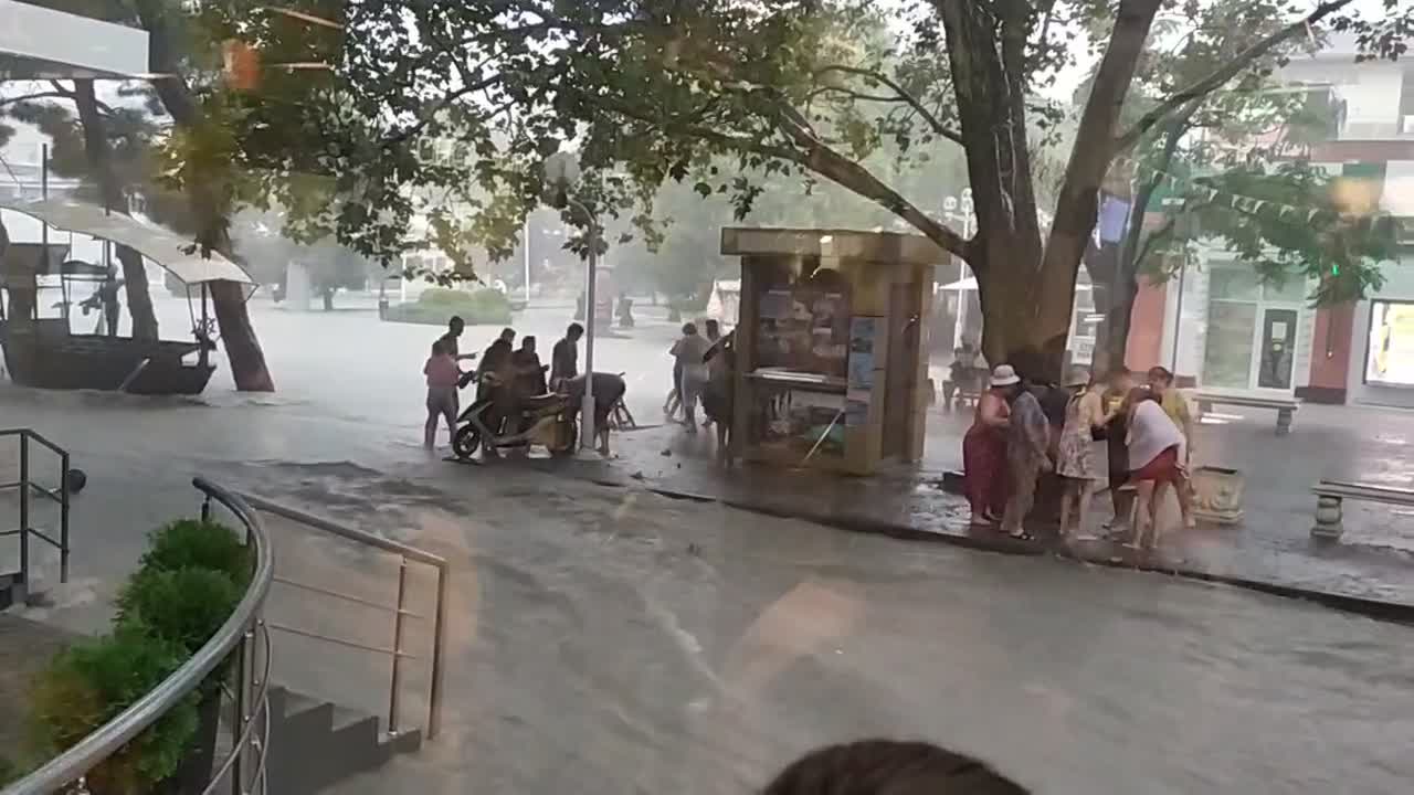 Falling and Floating in a Flooded Street