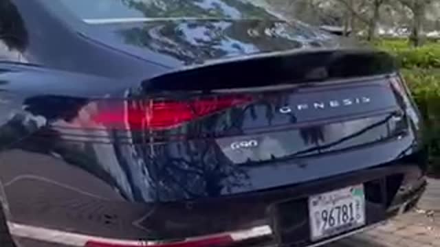 2023 Genisis G90 $100.000 Or Mercedes S- Class#cars #shorts#viral