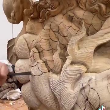Wood carving. Beautifully arranged art.
