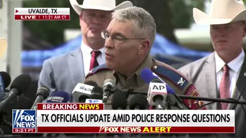 Texas Official Says "It Was Not the Right Decision" to Delay Entry