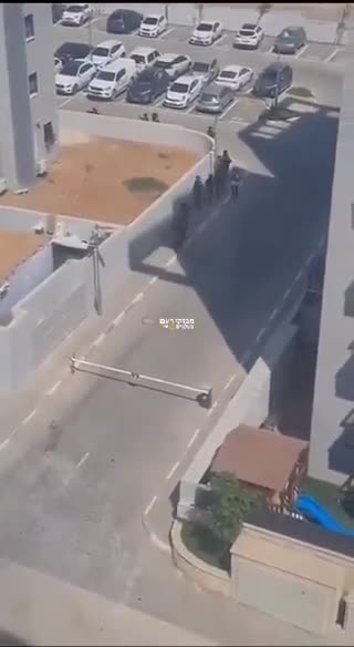 Breaking News Israel: #IDF forces are pushing in to attack #PalestinianTerrorists #Hamas and flush