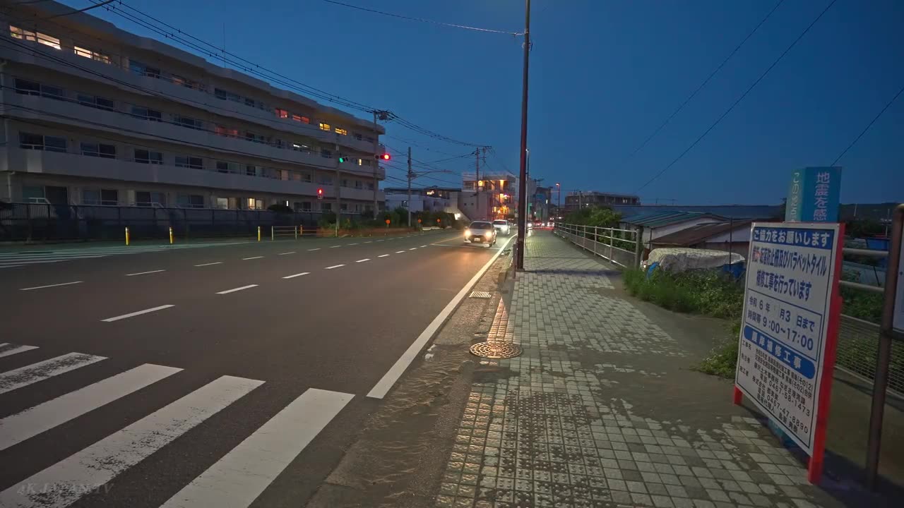 Evening walk around seaside town of Kamakura, Japan