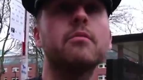 British Man Harassed by Police for Filming a Scenic Walk 🎥👮‍♂️