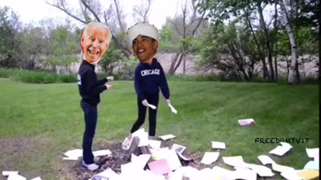 Obama shredding Documents