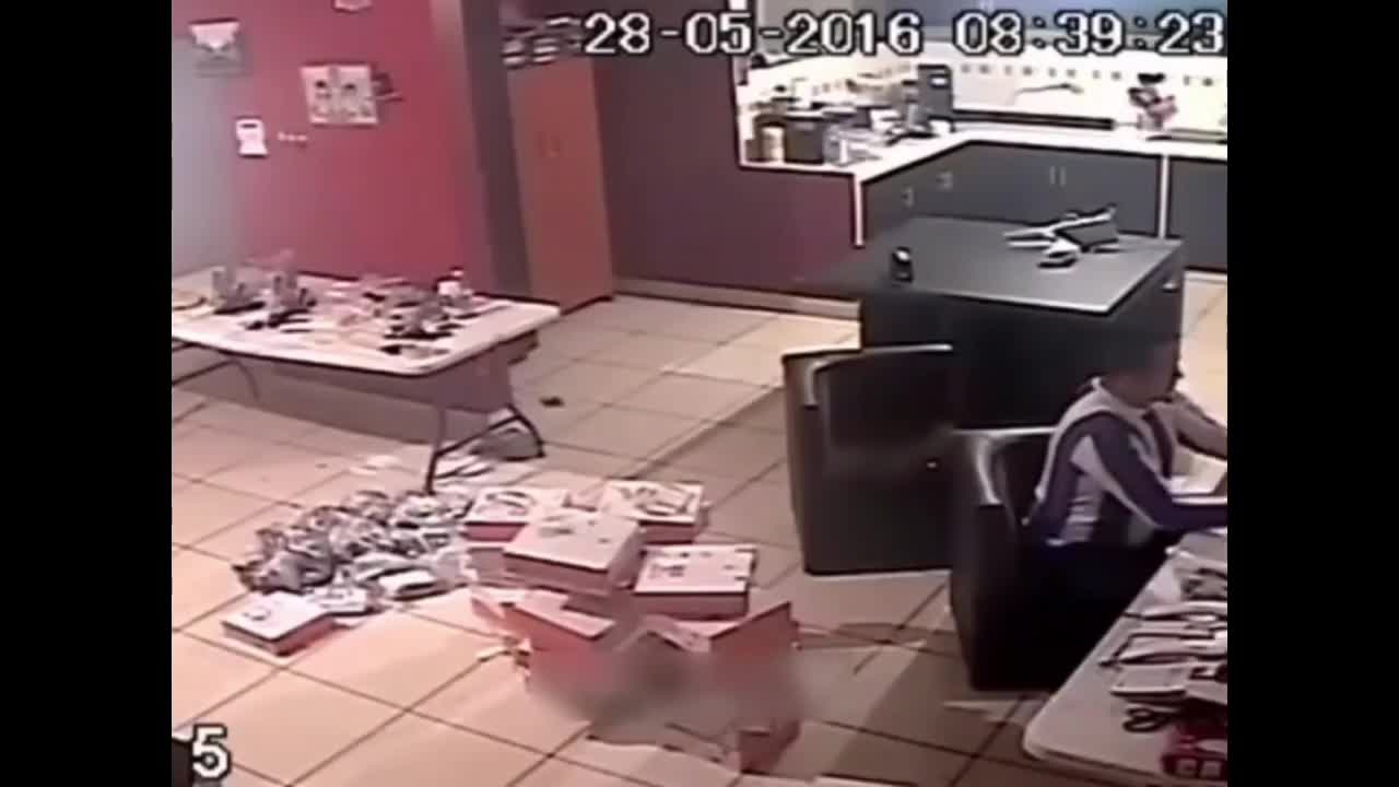 Strangest things caught on camera!! 😯😮😨