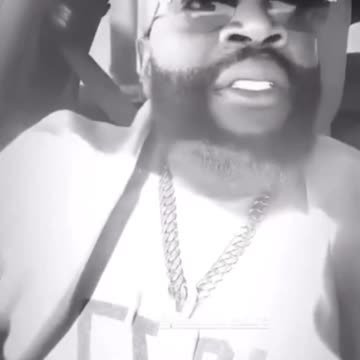 Rick Ross wants to sign Kanye West for his new album