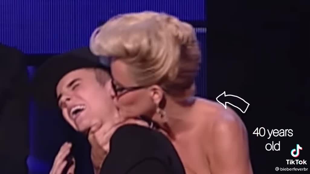 Justine biber