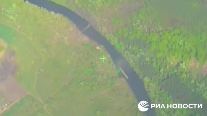 Ανατίναξη πλωτου περάσματος των Ουκρανών