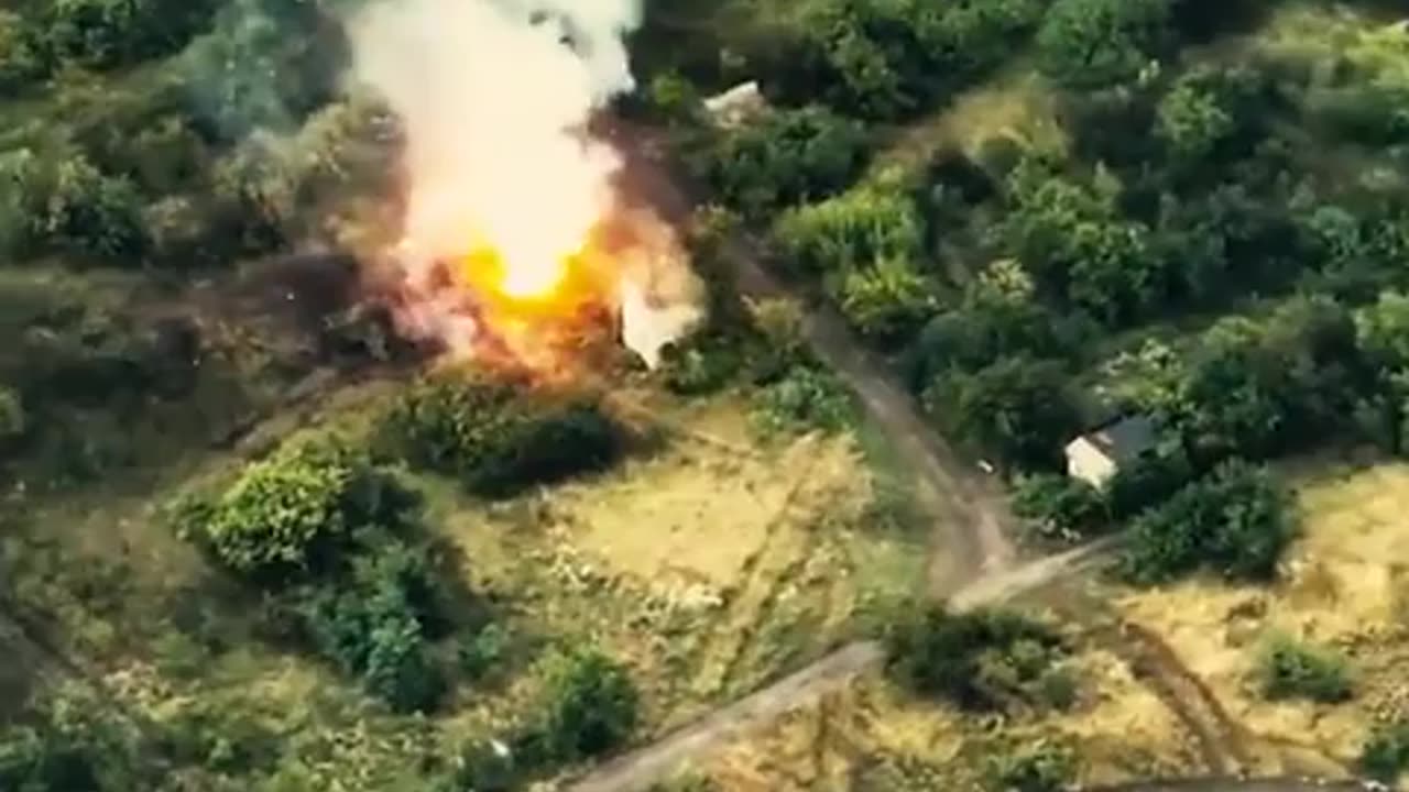 💥 Ukraine Russia War | Ukrainian Artillery Obliterates Russian 2S7 "Pion" SPG | RCF