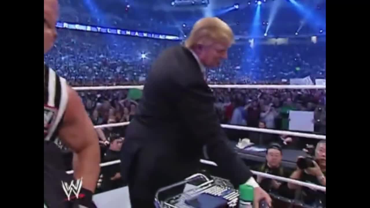 WWE Trump