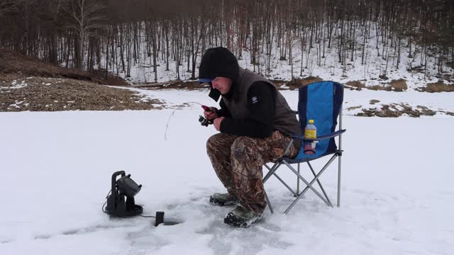 RAYSTOWN LAKE GIANT CRAPPIES!!