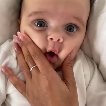 My baby's eyes are so beautiful