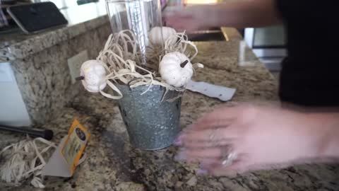 DIY easy fall farmhouse style decorating