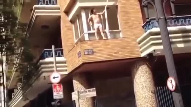 The wife had a lover at home when her husband arrived