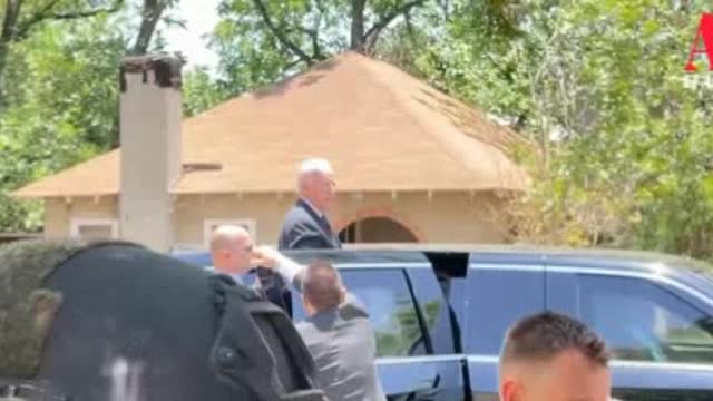 Running bitch Biden Was Supposed to Meet Uvalde Residents, But Fled When They Booed and Chanted “Do Something! ...