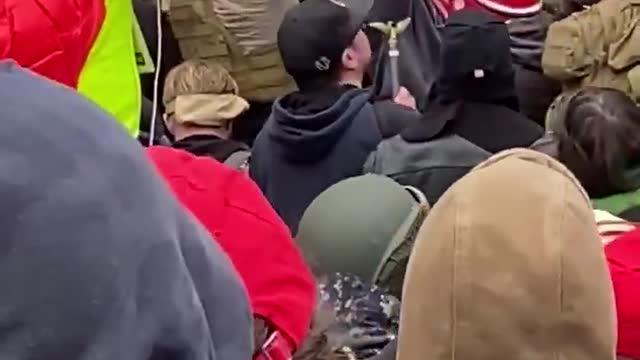 Trump supporters pulling antifa AWAY from capitol building