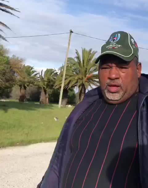 A day with Robben Island Lighthouse officer Peter Saaise.