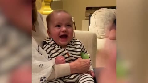 Top Funny Baby Videos of the Week - Funniest Home Videos