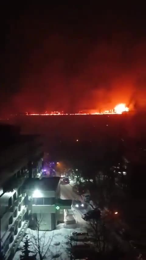 Multiple buildings on fire in Moscow, Russia