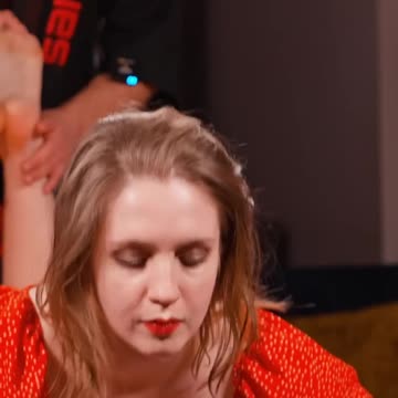 Back and lower back chiropractic adjustments for Alina - back and lower back crack