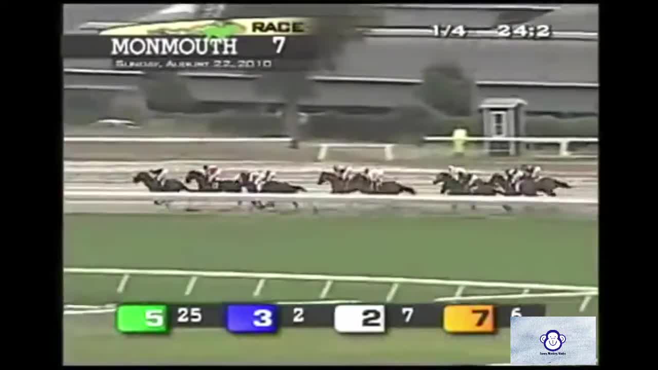 Funny Horse Race Commentary - Funny Monkey Media