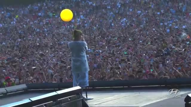 Billie Eilish - Wish You Were Gay Live At Music Midtown Festival 2019 (HD 50fps)