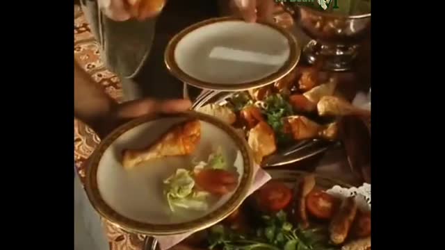 A nightmare dinner! ����️ - Mr Bean