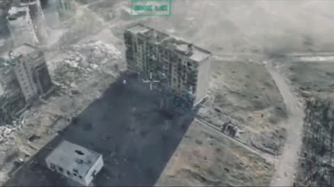 🇷🇺🇺🇦Footage of the enemy blowing up a multi-story building