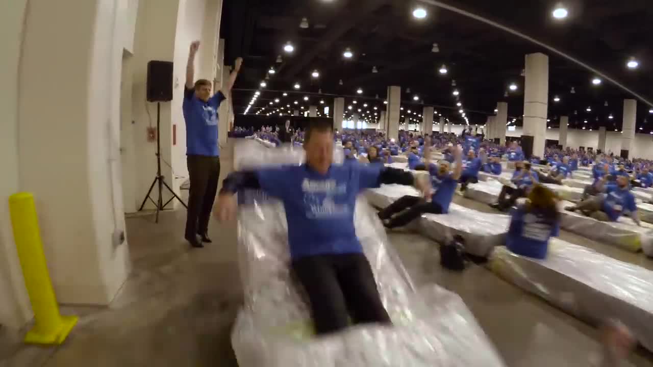 World Records 😲 Largest human mattress dominoes -