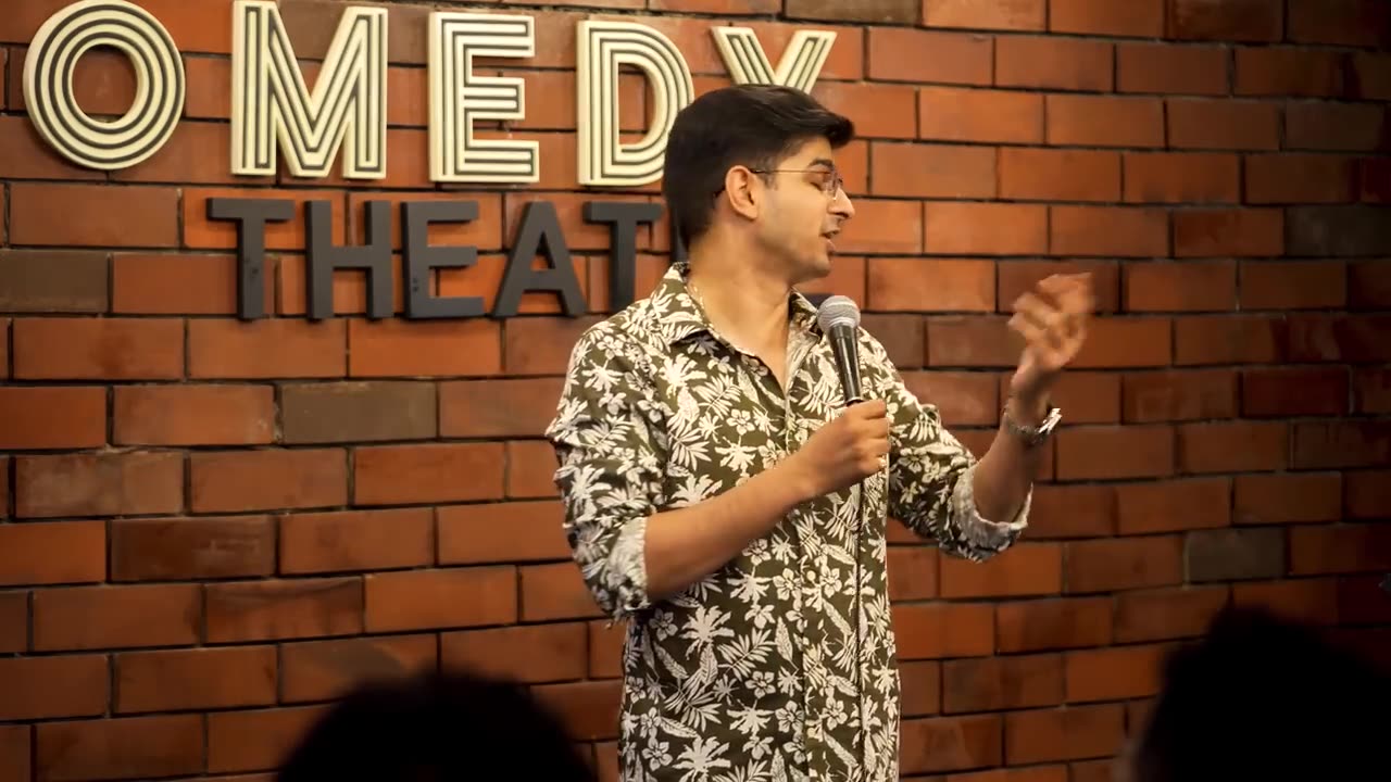 Ameeron ka accent / crowdwork comedy by rajat chuhan