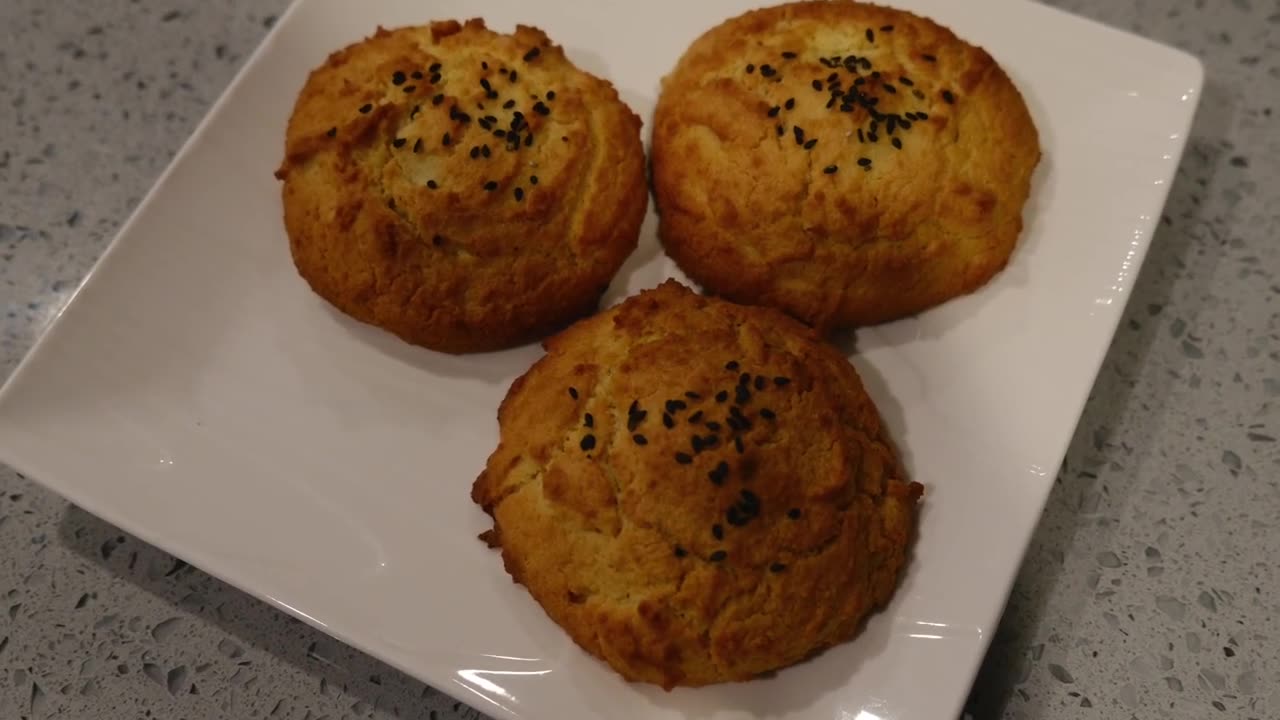 Almond Flour Black Sesame Scone and Chocolate Scone