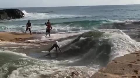 Several people found such a good place to surf