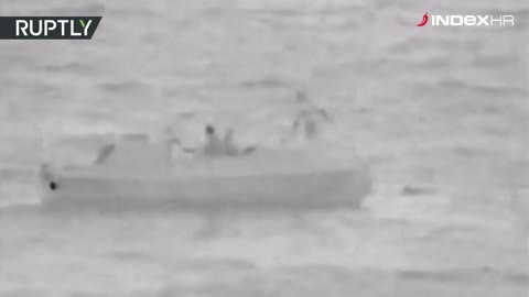 Grčka mornarica spasila danske turiste koji su pobjegli u more od požara