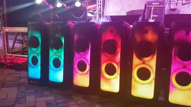 JBL Partybox 1000 Insane Partyboost!!