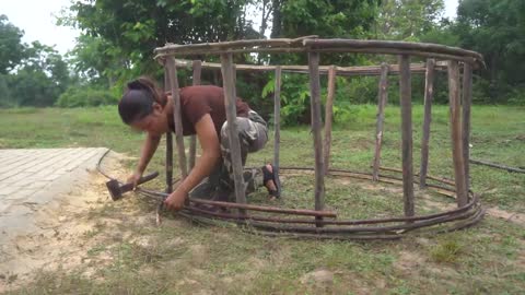 Girl Living Off The Grid and Built Deep Hole Water Well