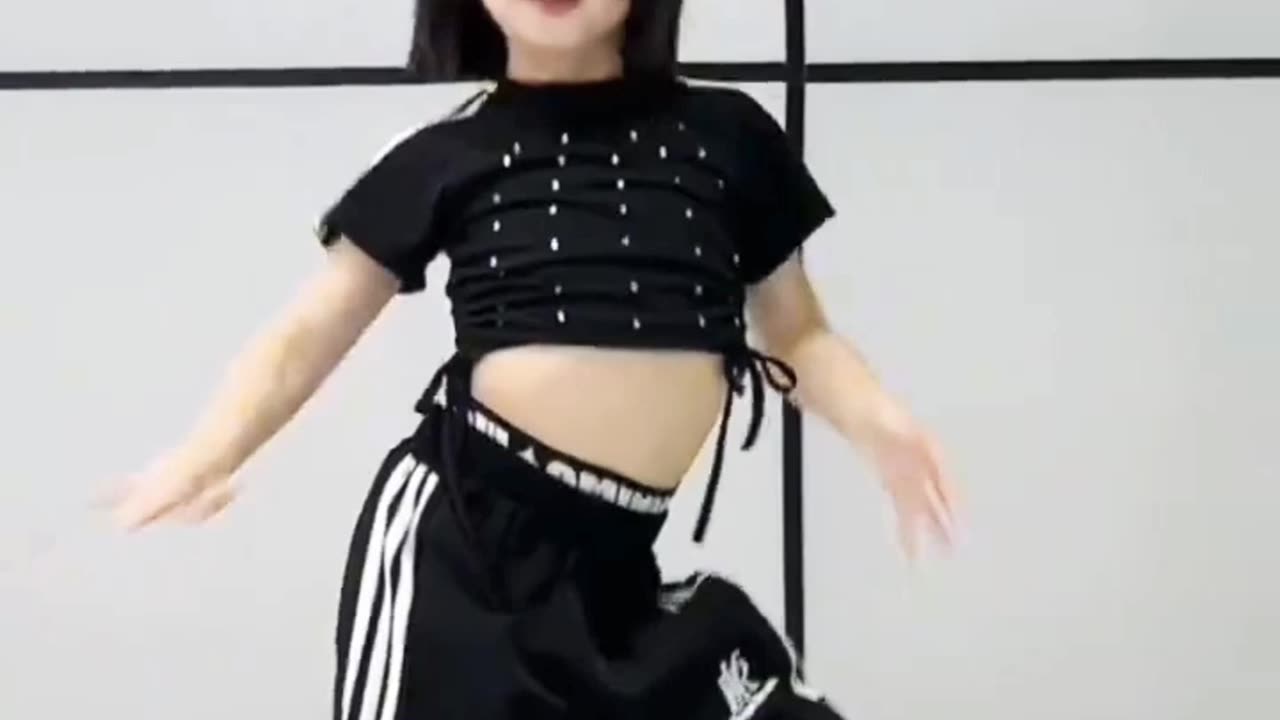 Cute Baby Girl Dance