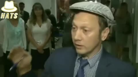 Rob Schneider speaking against vaccine mandates