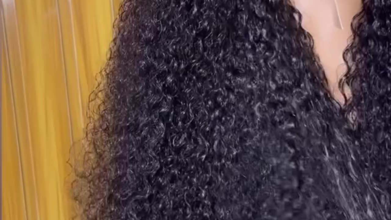 Burmese kinky curls / 13*4 transparent lace