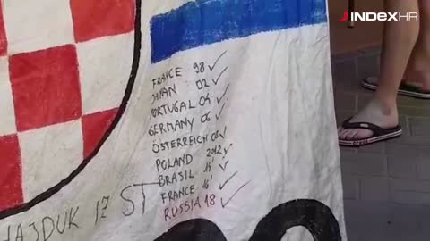 Hrvatski navijači se u Rostovu zagrijavaju za večerašnju utakmicu