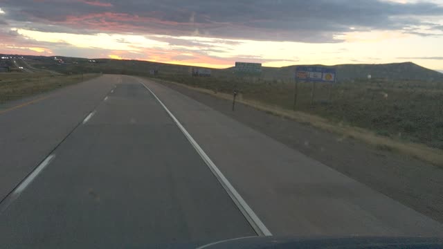 Two minutes of Truckin. Evanston WY