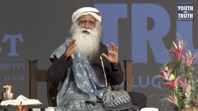 The Right Age To Have A Boyfriend or Girlfriend? – Sadhguru