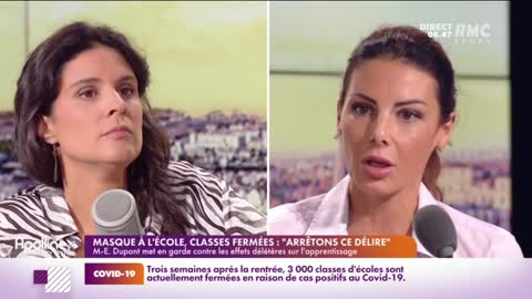 Une psychologue tape du poing sur la table