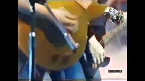 Tribute to Cris Bonacci Female Jimmy Page of electric guitar... Guitar Solos Compilation.mp4