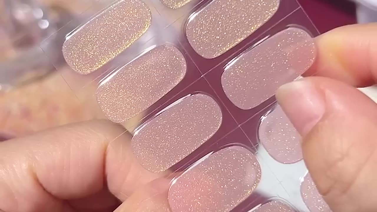 How to use of Gel nails to get salon quality manicure.