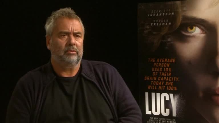 "Lucy" director praises Scarlett Johansson