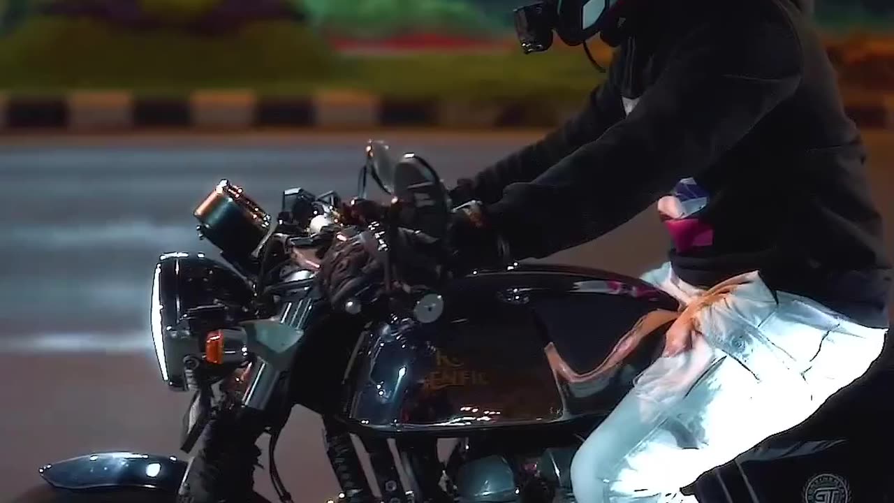 bikersofinstagram #caferacersofinstagram #royalenfield #trendingreels #cinematic #qualitycontent