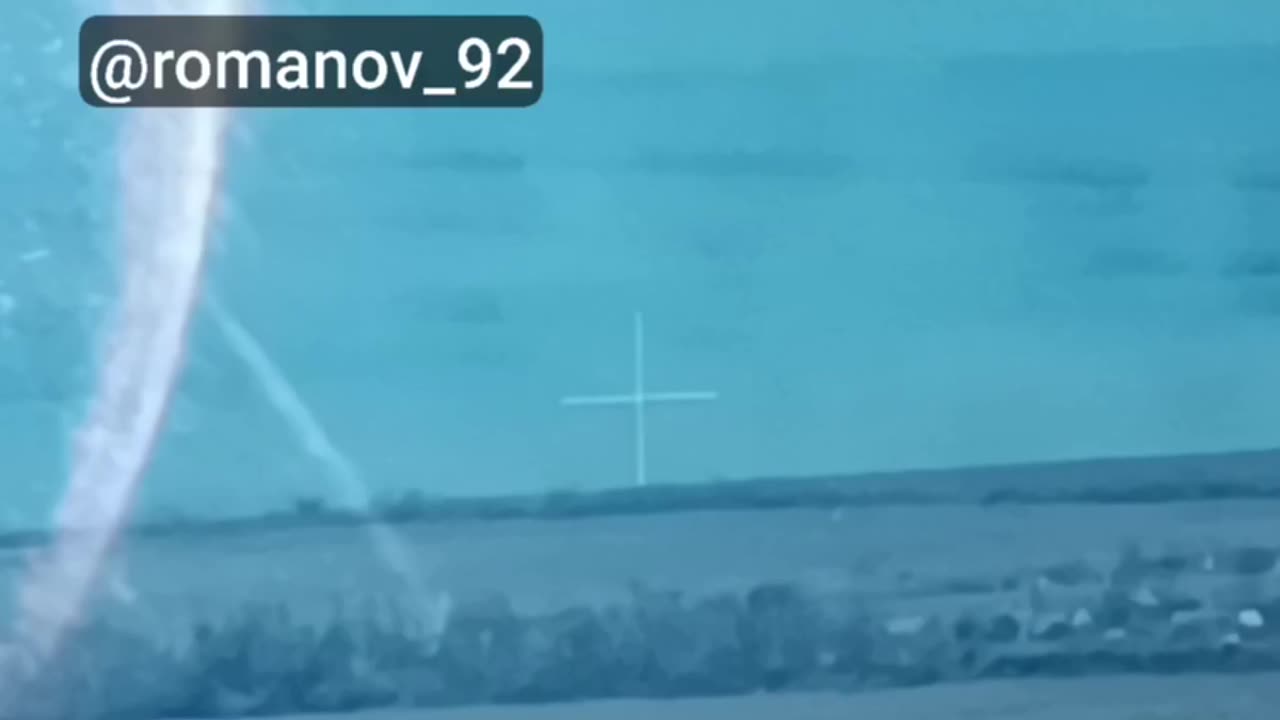 A Ukrainian Air Force helicopter fired off heat traps and set fire to its position. 2